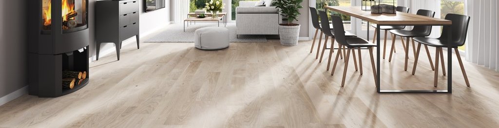 1212241846 2022_GI-1212241846_Wohnzimmer_Kamin-2-schicht-parkett.jpg